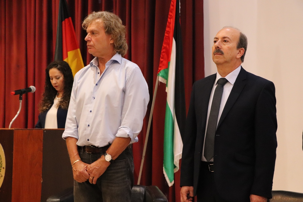 في إطار إتفاقية التوأمة بين بلديتي بيت لحم وكولونيا  توقيع إتفاقية للتبرع بعشر دراجات هوائية لمدينة بيت لحم