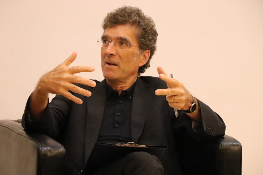 في إطار إتفاقية التوأمة بين بلديتي بيت لحم وكولونيا  توقيع إتفاقية للتبرع بعشر دراجات هوائية لمدينة بيت لحم