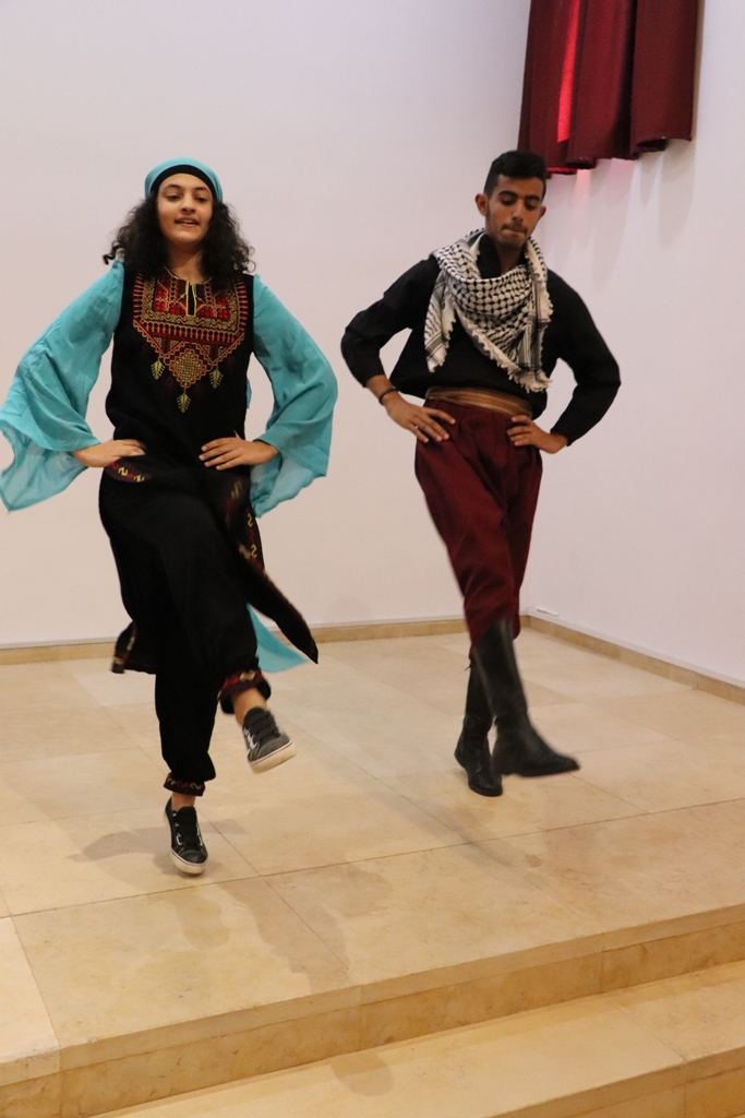 في إطار إتفاقية التوأمة بين بلديتي بيت لحم وكولونيا  توقيع إتفاقية للتبرع بعشر دراجات هوائية لمدينة بيت لحم