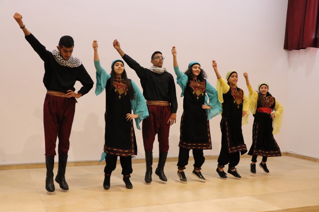 في إطار إتفاقية التوأمة بين بلديتي بيت لحم وكولونيا  توقيع إتفاقية للتبرع بعشر دراجات هوائية لمدينة بيت لحم