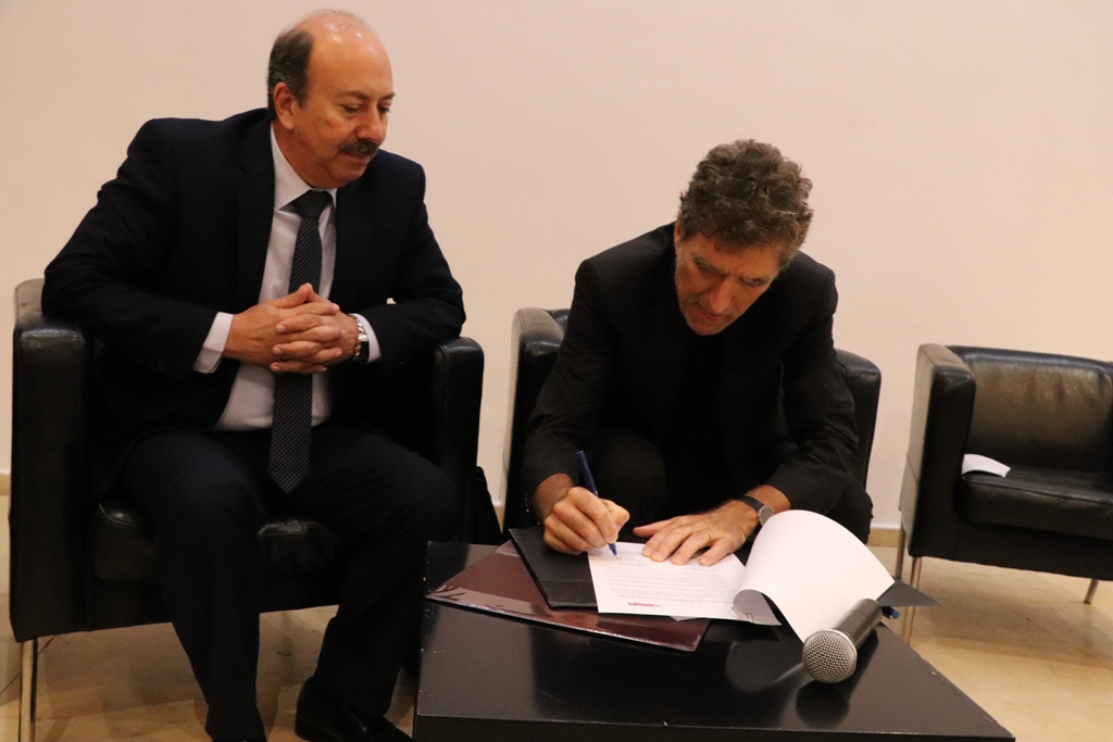 في إطار إتفاقية التوأمة بين بلديتي بيت لحم وكولونيا  توقيع إتفاقية للتبرع بعشر دراجات هوائية لمدينة بيت لحم