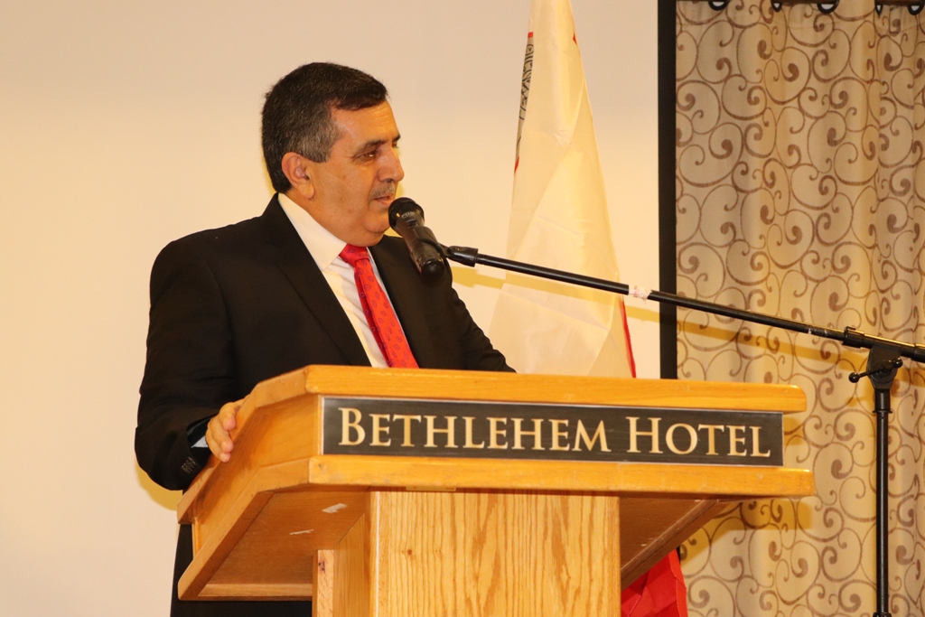 رئيس بلدية بيت لحم يكرم القاضي جو مفصوت من مالطا بمناسبة زيارته الثلاثين لمدينة بيت لحم