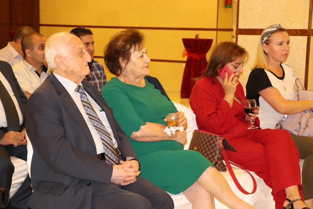 رئيس بلدية بيت لحم يكرم القاضي جو مفصوت من مالطا بمناسبة زيارته الثلاثين لمدينة بيت لحم