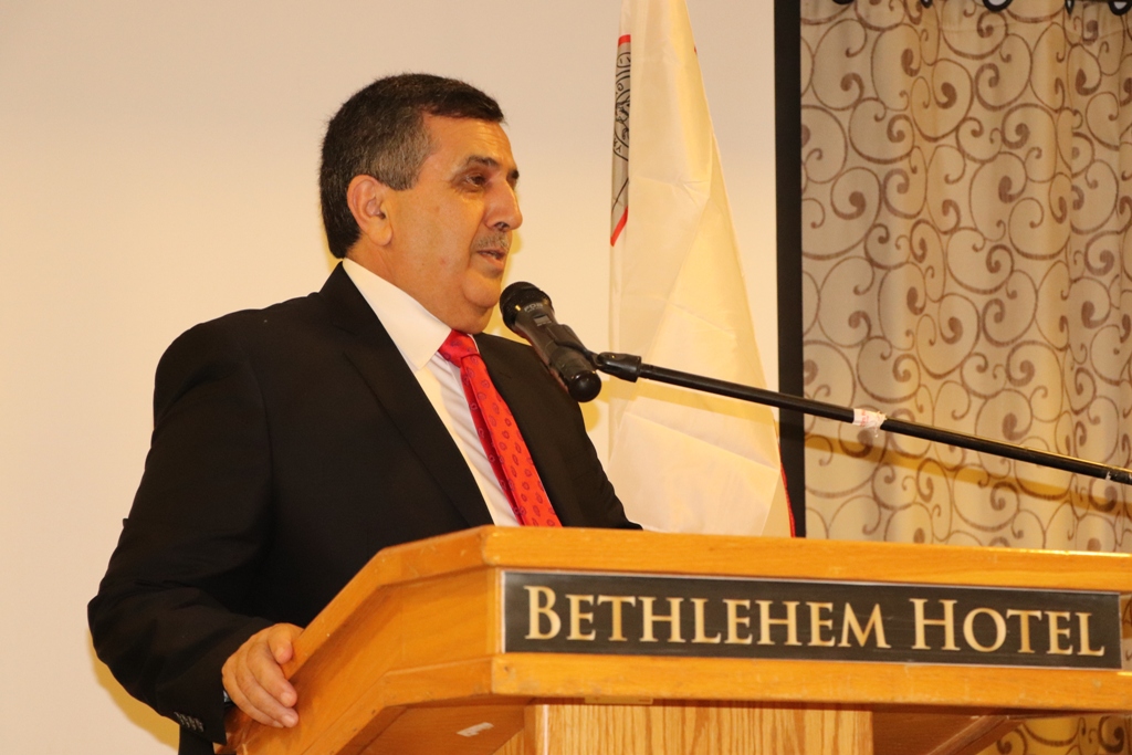 رئيس بلدية بيت لحم يكرم القاضي جو مفصوت من مالطا بمناسبة زيارته الثلاثين لمدينة بيت لحم