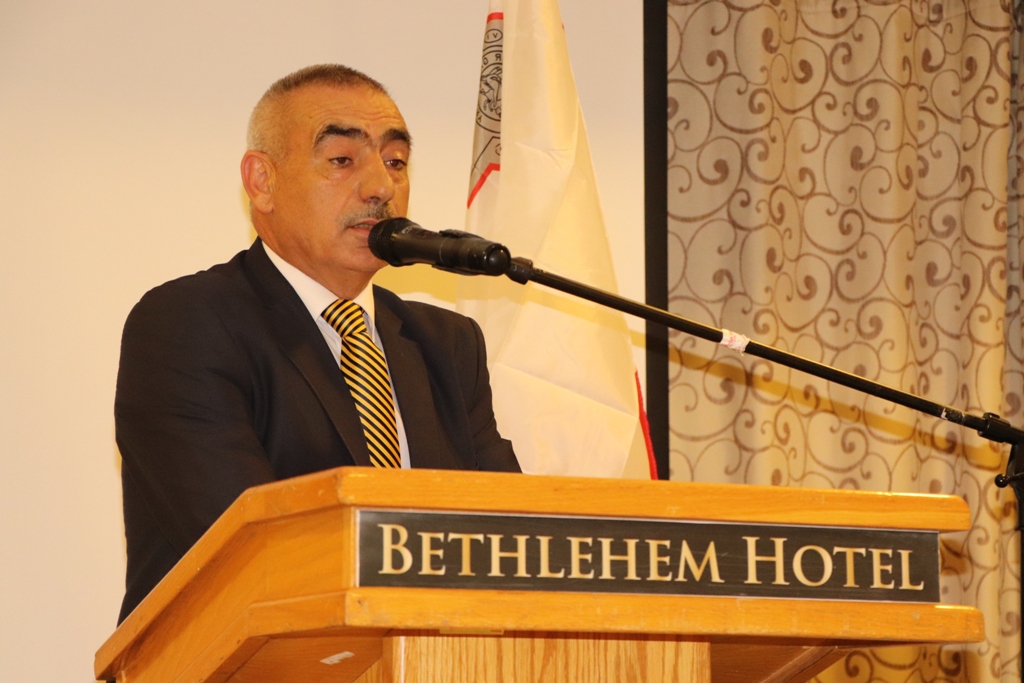 رئيس بلدية بيت لحم يكرم القاضي جو مفصوت من مالطا بمناسبة زيارته الثلاثين لمدينة بيت لحم