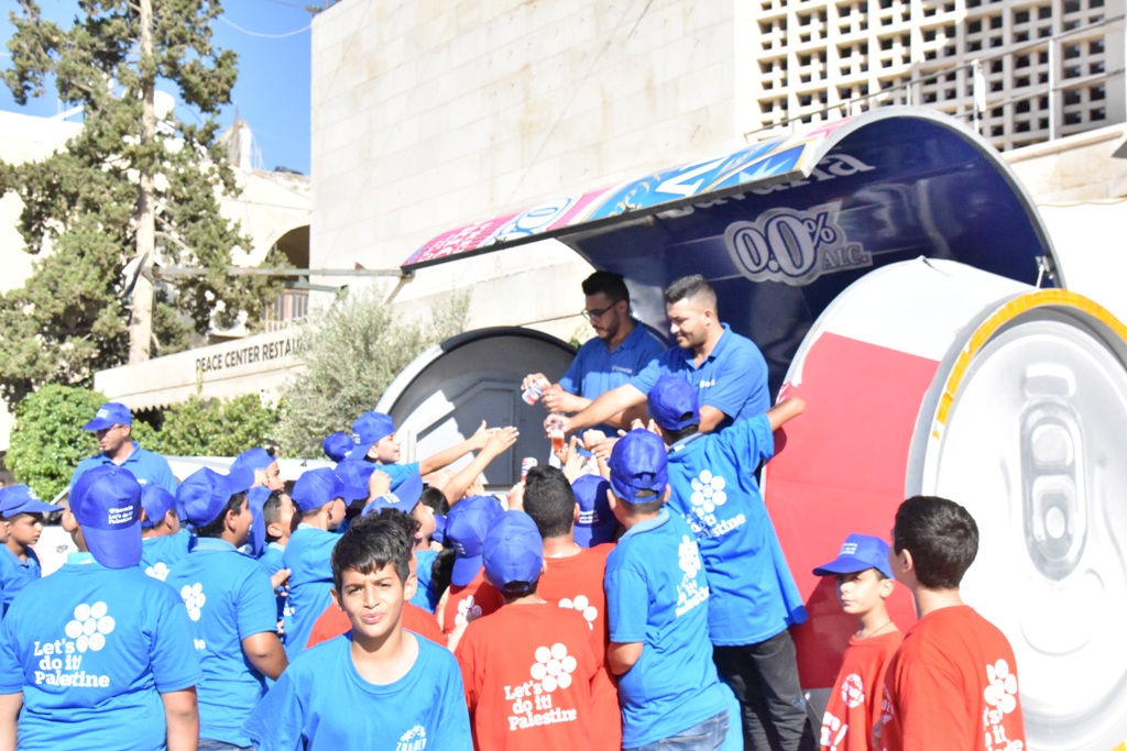 حملة اليوم العالمي للنظافة في محافظة بيت لحم تنطلق من ساحة المهد تحت شعار بيت لحم نظيفة وخضراء