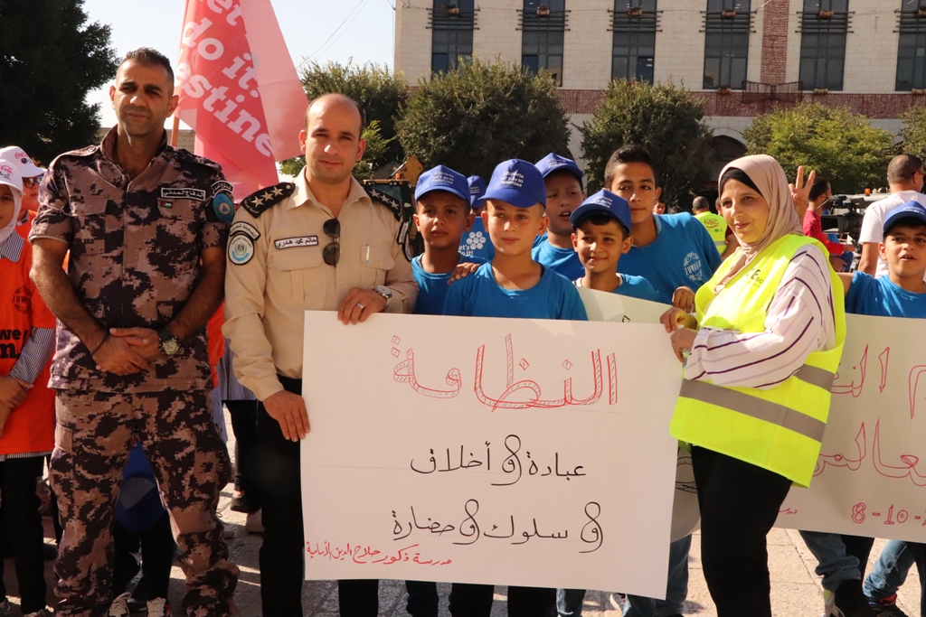 حملة اليوم العالمي للنظافة في محافظة بيت لحم تنطلق من ساحة المهد تحت شعار بيت لحم نظيفة وخضراء