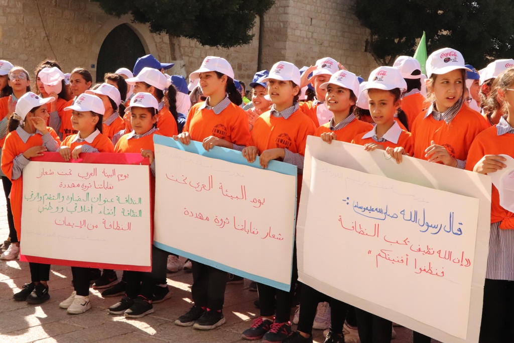 حملة اليوم العالمي للنظافة في محافظة بيت لحم تنطلق من ساحة المهد تحت شعار بيت لحم نظيفة وخضراء