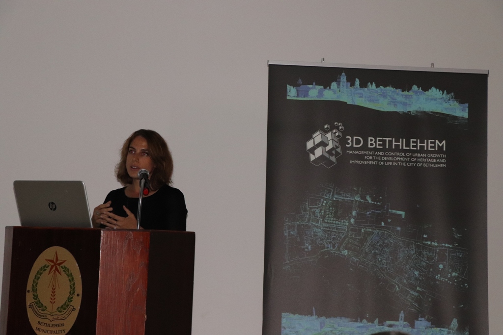 في إطار إتفاقية التوأمة بين بلديتي بيت لحم وبافيا الإيطالية ندوة تحت عنوان "بيت لحم ثلاثية الأبعاد" في مركز السلام/ بيت لحم