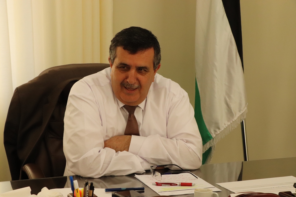  بهدف بحث سبل التعاون المشترك  رئيس بلدية بيت لحم يستقبل مستشار التعاون الثقافي والملحق الثقافي في القنصلية الفرنسية العامة في القدس