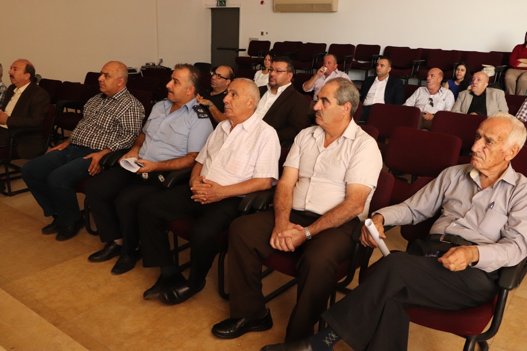 بلدية بيت لحم تنظم لقاءً للمجتمع المحلي تحت عنوان "إعادة تصميم وإستخدام ساحة المهد"