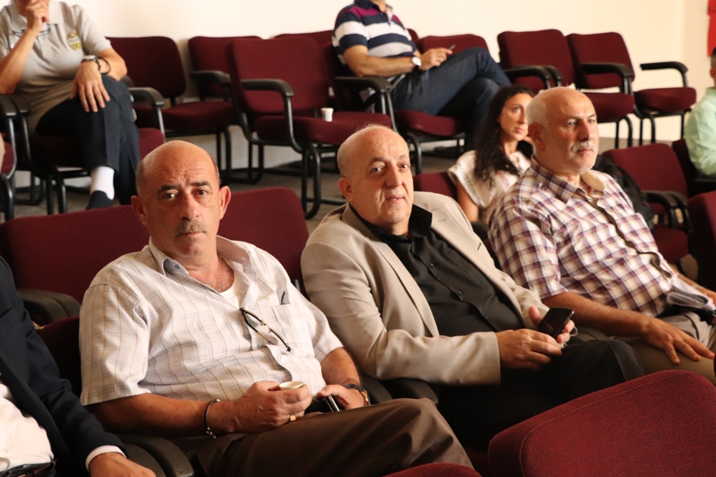 بلدية بيت لحم تنظم لقاءً للمجتمع المحلي تحت عنوان "إعادة تصميم وإستخدام ساحة المهد"