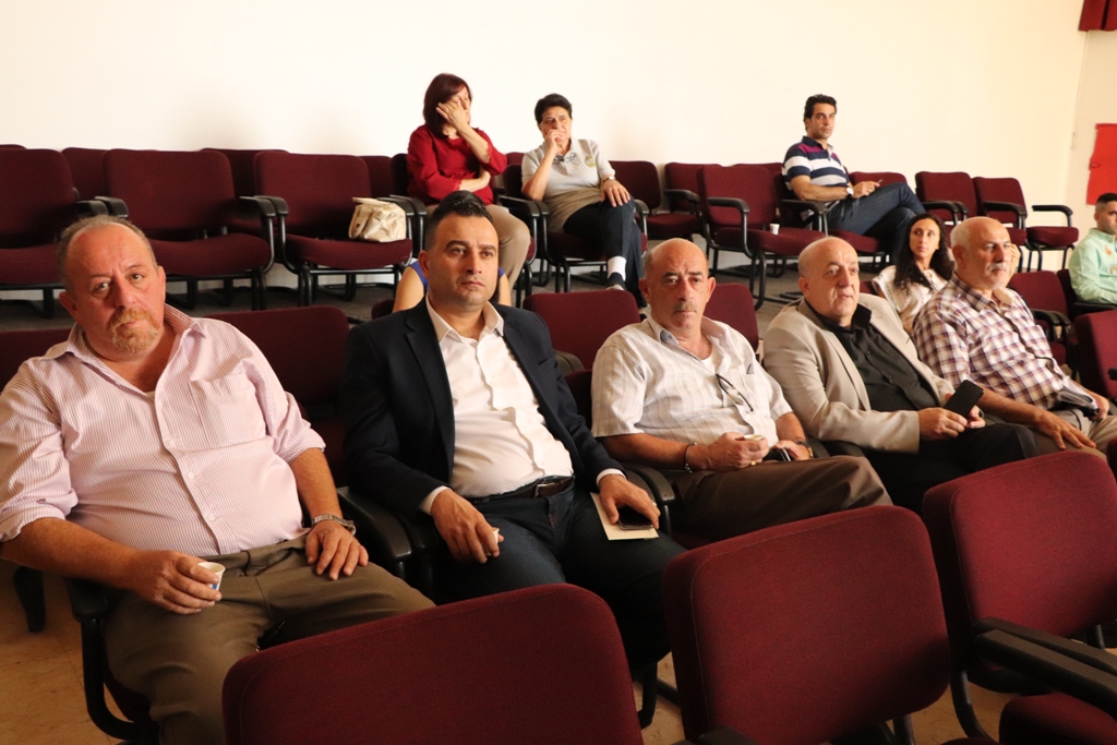 بلدية بيت لحم تنظم لقاءً للمجتمع المحلي تحت عنوان "إعادة تصميم وإستخدام ساحة المهد"