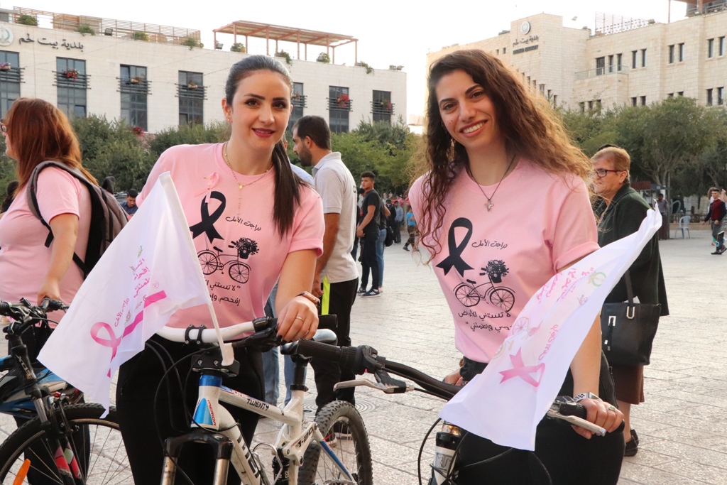 حملة دراجات الأمل تحت شعار" لا تستني الأعراض إفحصي وإطمئني" تنطلق من ساحة المهد