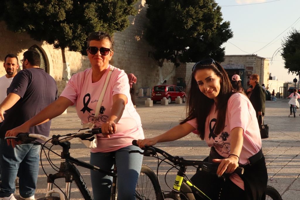 حملة دراجات الأمل تحت شعار" لا تستني الأعراض إفحصي وإطمئني" تنطلق من ساحة المهد