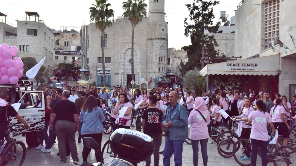 حملة دراجات الأمل تحت شعار" لا تستني الأعراض إفحصي وإطمئني" تنطلق من ساحة المهد