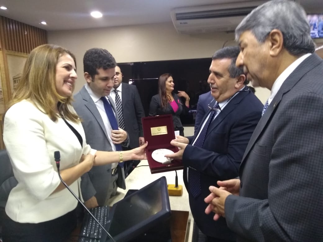 بلدية ناتال البرازيلية تمنح رئيس بلدية بيت لحم مواطنة شرف لدوره في بناء جسور التواصل بين المدينتين وعمله على تعزيز علاقات الأخوة