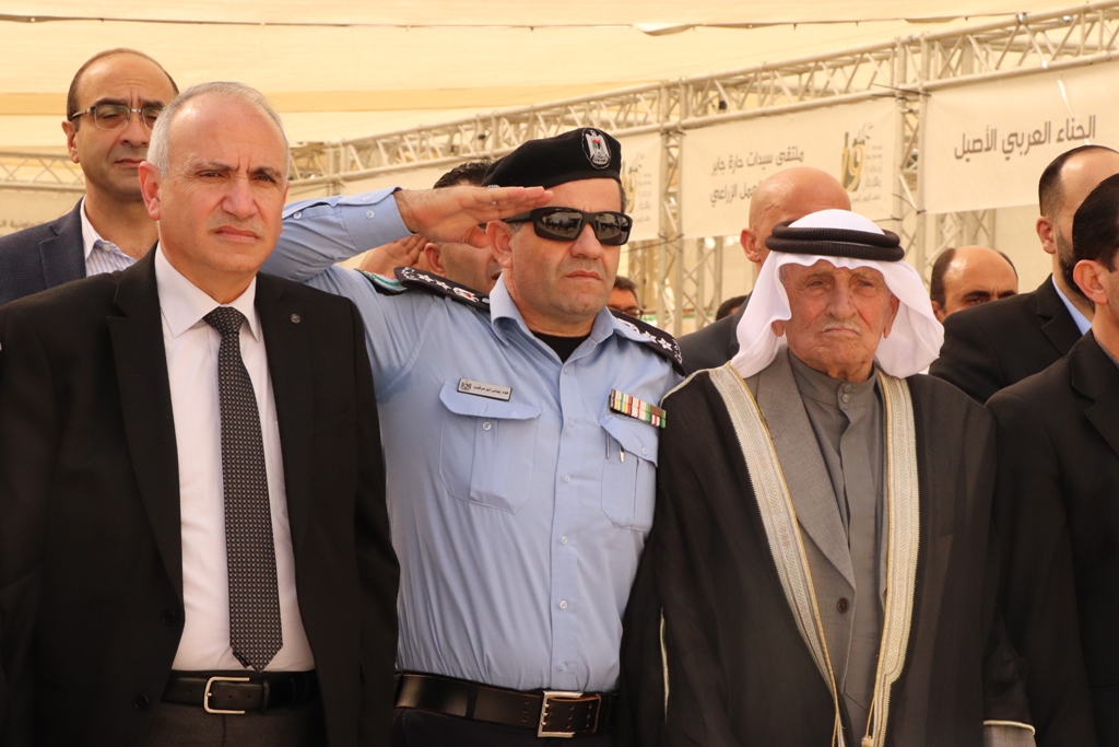 مهرجان قطف الزيتون السنوي التاسع عشر ينطلق من ساحة المهد في بيت لحم