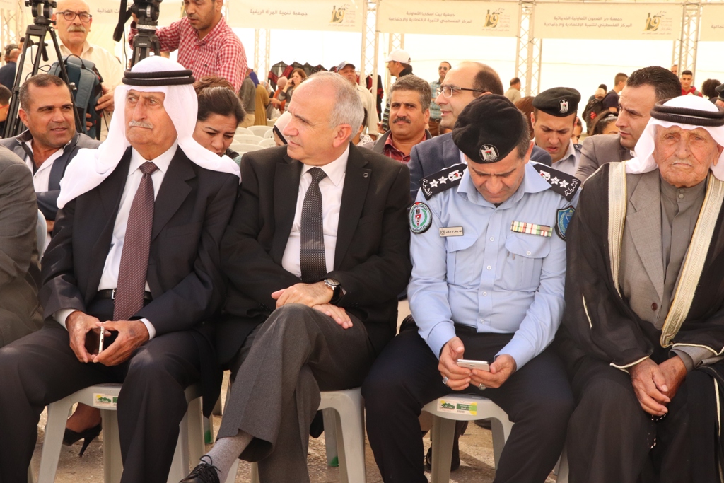 مهرجان قطف الزيتون السنوي التاسع عشر ينطلق من ساحة المهد في بيت لحم