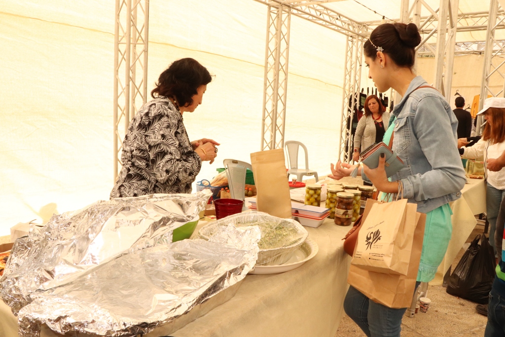 مهرجان قطف الزيتون السنوي التاسع عشر ينطلق من ساحة المهد في بيت لحم