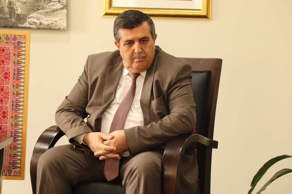 رئيس بلدية بيت لحم يستقبل وفداً من مدينة مونبلييه الفرنسية المتوأمة مع بيت لحم