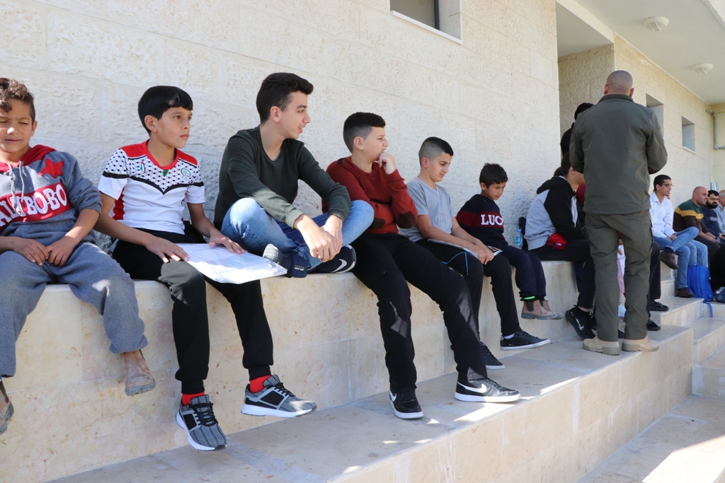 توقيع اتفاقية توأمة بين بلديتي بيت لحم وفربانيا الإيطالية ضمن فعاليات كأس عيد الميلاد للسلام في ملعب دافيدي استوري في بيت لحم