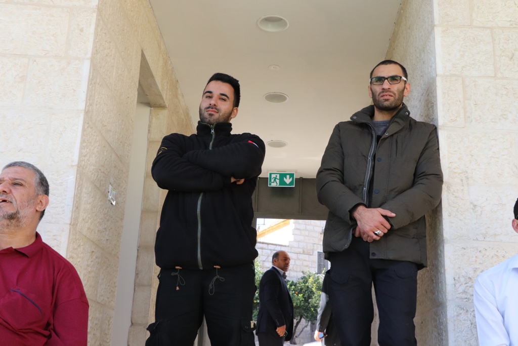 توقيع اتفاقية توأمة بين بلديتي بيت لحم وفربانيا الإيطالية ضمن فعاليات كأس عيد الميلاد للسلام في ملعب دافيدي استوري في بيت لحم