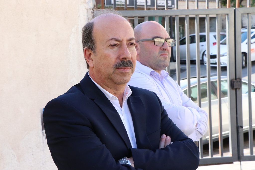 توقيع اتفاقية توأمة بين بلديتي بيت لحم وفربانيا الإيطالية ضمن فعاليات كأس عيد الميلاد للسلام في ملعب دافيدي استوري في بيت لحم