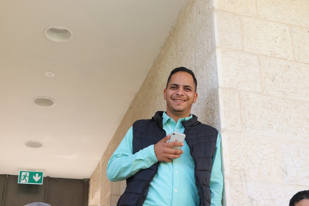 توقيع اتفاقية توأمة بين بلديتي بيت لحم وفربانيا الإيطالية ضمن فعاليات كأس عيد الميلاد للسلام في ملعب دافيدي استوري في بيت لحم