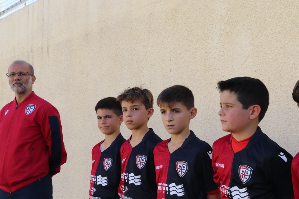 توقيع اتفاقية توأمة بين بلديتي بيت لحم وفربانيا الإيطالية ضمن فعاليات كأس عيد الميلاد للسلام في ملعب دافيدي استوري في بيت لحم