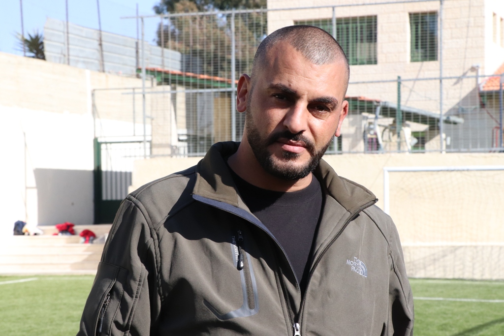 توقيع اتفاقية توأمة بين بلديتي بيت لحم وفربانيا الإيطالية ضمن فعاليات كأس عيد الميلاد للسلام في ملعب دافيدي استوري في بيت لحم