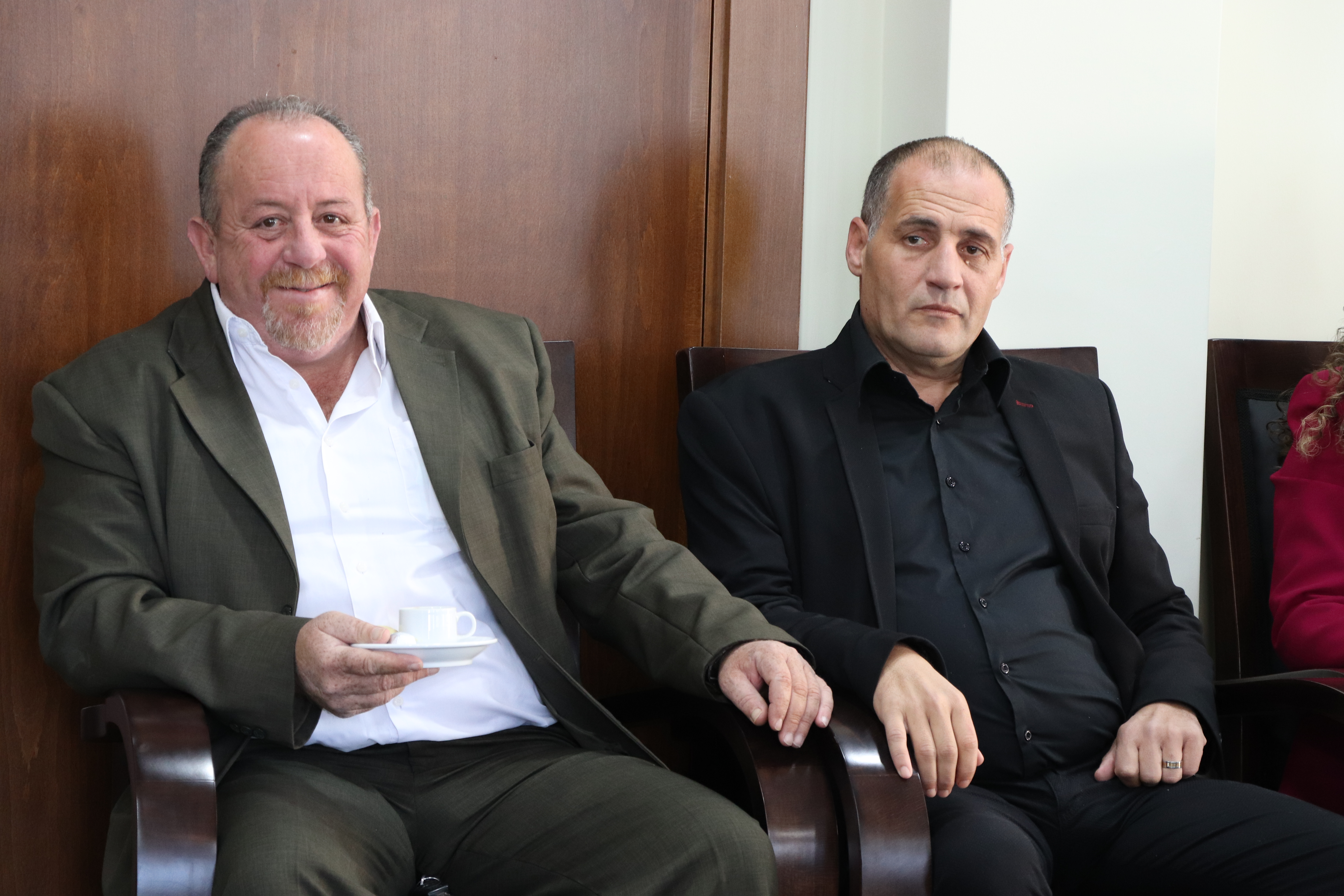 بلدية بيت لحم تستقبل 10 وفود من مدن متوأمة وشريكة  والمعهد الأرزق من روما يتبرع بمعدات طبية لبلدية بيت لحم