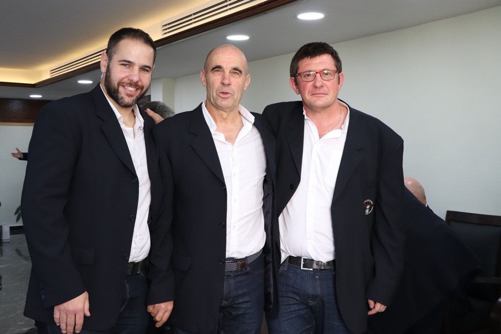 بلدية بيت لحم تستقبل 10 وفود من مدن متوأمة وشريكة  والمعهد الأرزق من روما يتبرع بمعدات طبية لبلدية بيت لحم