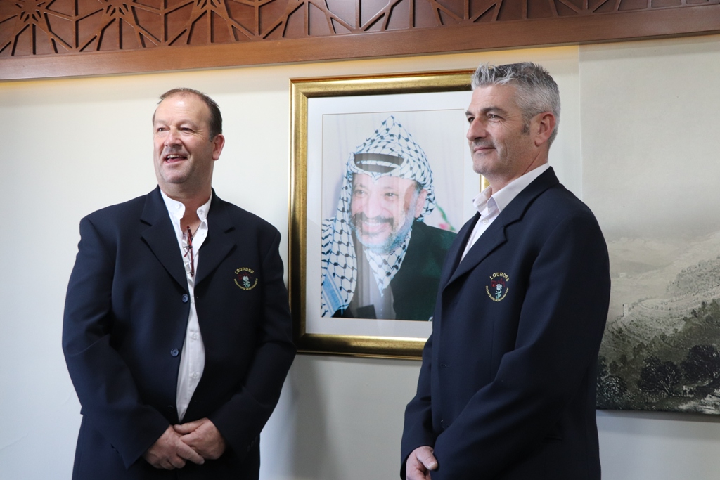 بلدية بيت لحم تستقبل 10 وفود من مدن متوأمة وشريكة  والمعهد الأرزق من روما يتبرع بمعدات طبية لبلدية بيت لحم