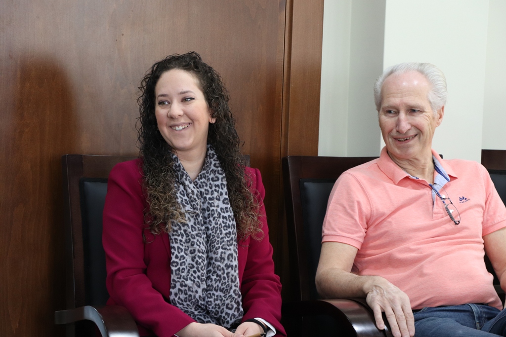 بلدية بيت لحم تستقبل 10 وفود من مدن متوأمة وشريكة  والمعهد الأرزق من روما يتبرع بمعدات طبية لبلدية بيت لحم