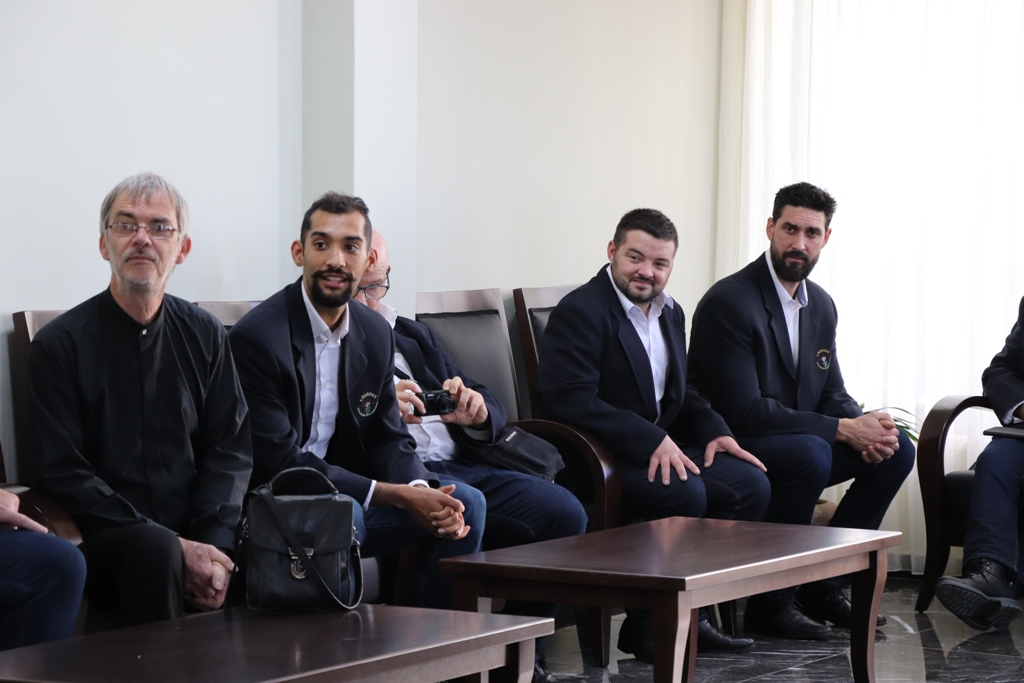 بلدية بيت لحم تستقبل 10 وفود من مدن متوأمة وشريكة  والمعهد الأرزق من روما يتبرع بمعدات طبية لبلدية بيت لحم