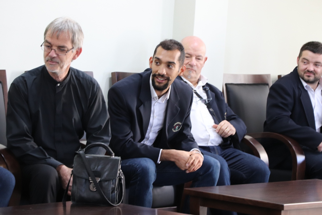 بلدية بيت لحم تستقبل 10 وفود من مدن متوأمة وشريكة  والمعهد الأرزق من روما يتبرع بمعدات طبية لبلدية بيت لحم