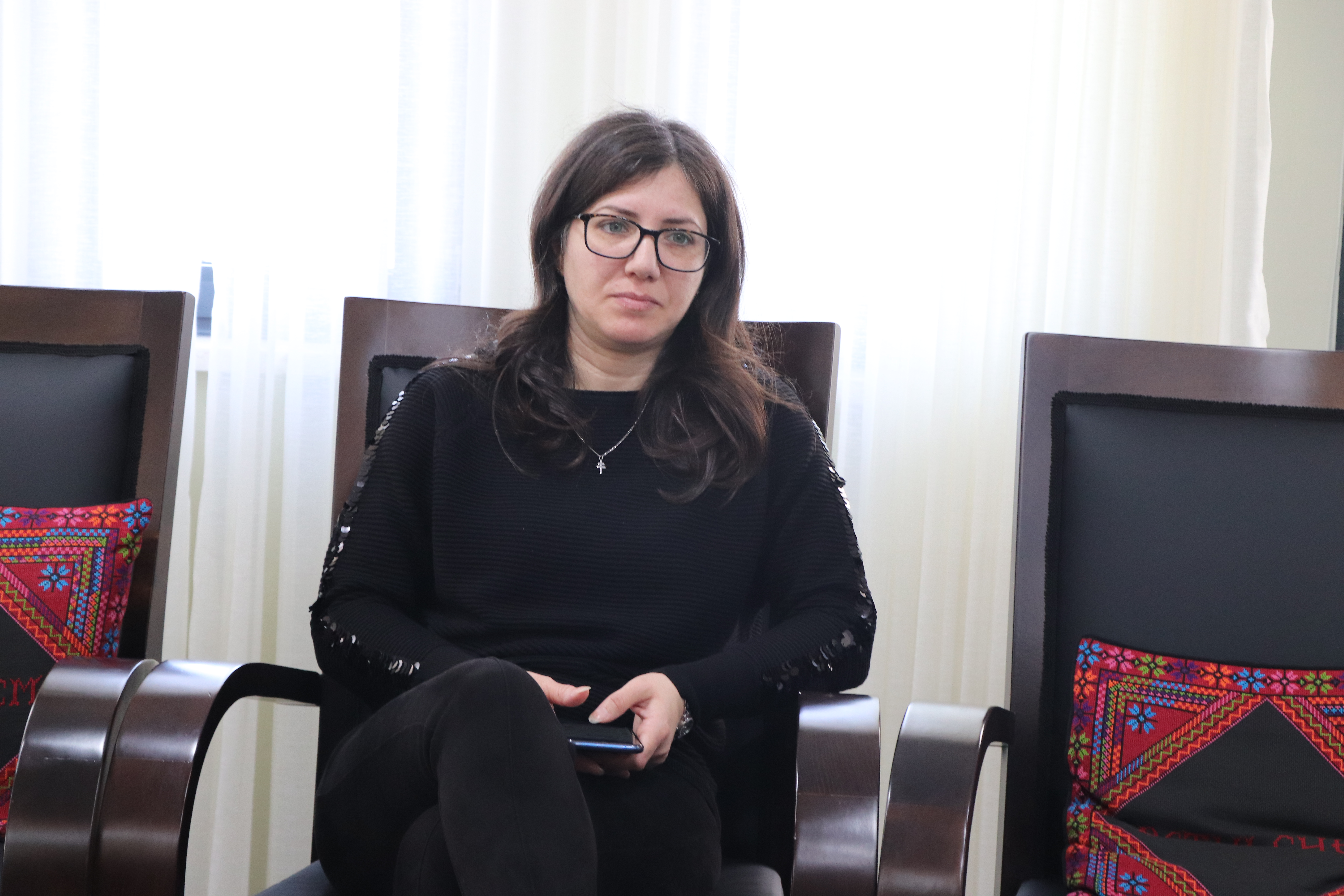 بلدية بيت لحم تستقبل 10 وفود من مدن متوأمة وشريكة  والمعهد الأرزق من روما يتبرع بمعدات طبية لبلدية بيت لحم