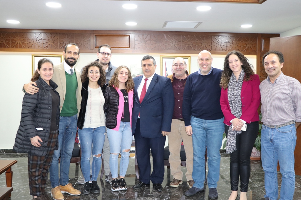 بلدية بيت لحم تستقبل 10 وفود من مدن متوأمة وشريكة  والمعهد الأرزق من روما يتبرع بمعدات طبية لبلدية بيت لحم