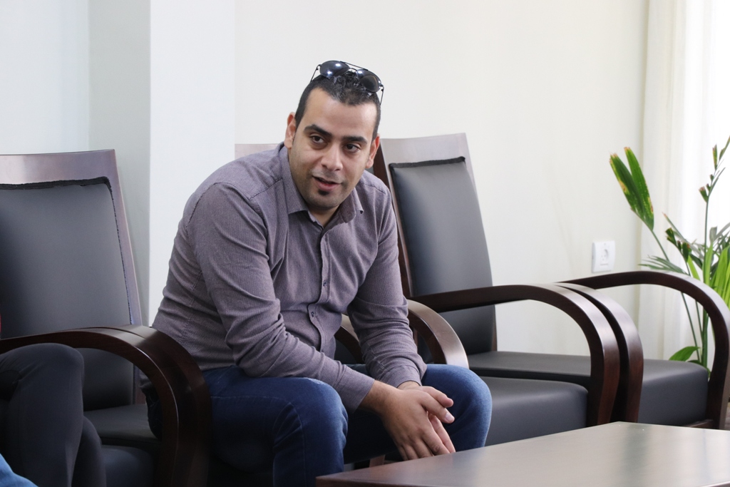 بلدية بيت لحم تستقبل 10 وفود من مدن متوأمة وشريكة  والمعهد الأرزق من روما يتبرع بمعدات طبية لبلدية بيت لحم