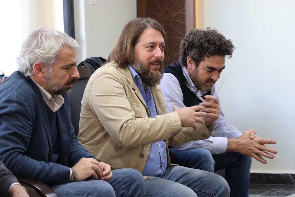 بلدية بيت لحم تستقبل 10 وفود من مدن متوأمة وشريكة  والمعهد الأرزق من روما يتبرع بمعدات طبية لبلدية بيت لحم