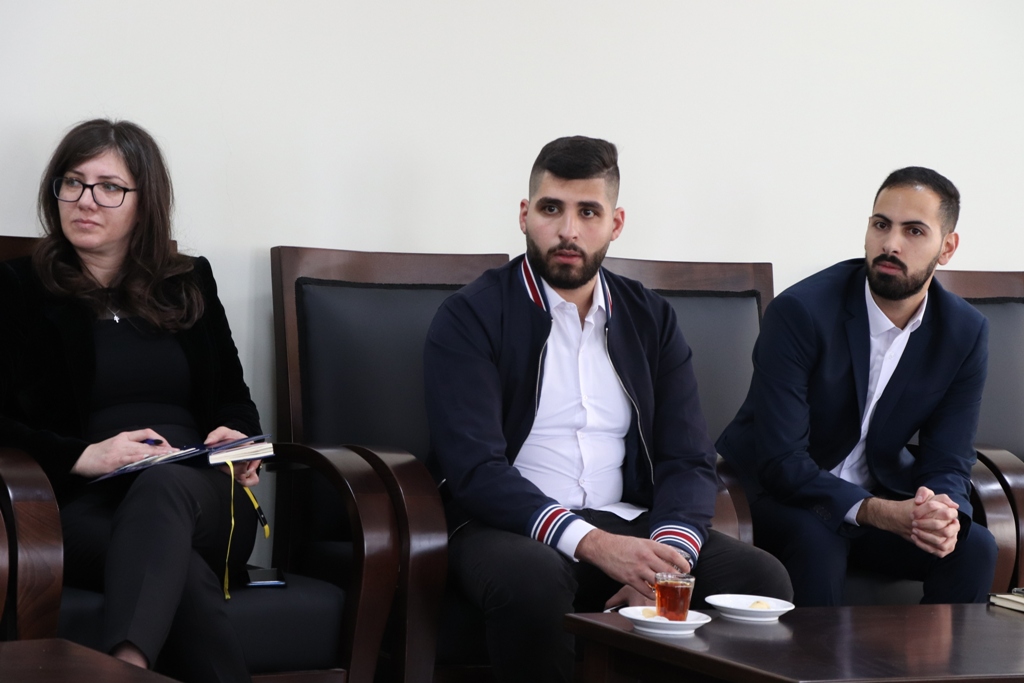 بلدية بيت لحم تستقبل 10 وفود من مدن متوأمة وشريكة  والمعهد الأرزق من روما يتبرع بمعدات طبية لبلدية بيت لحم