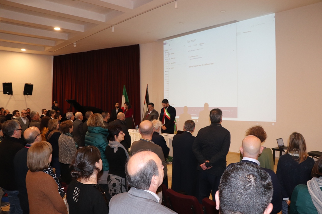 اتفاقية صداقة جديدة بين بلديتي بيت لحم وكوماكيو الإيطالية