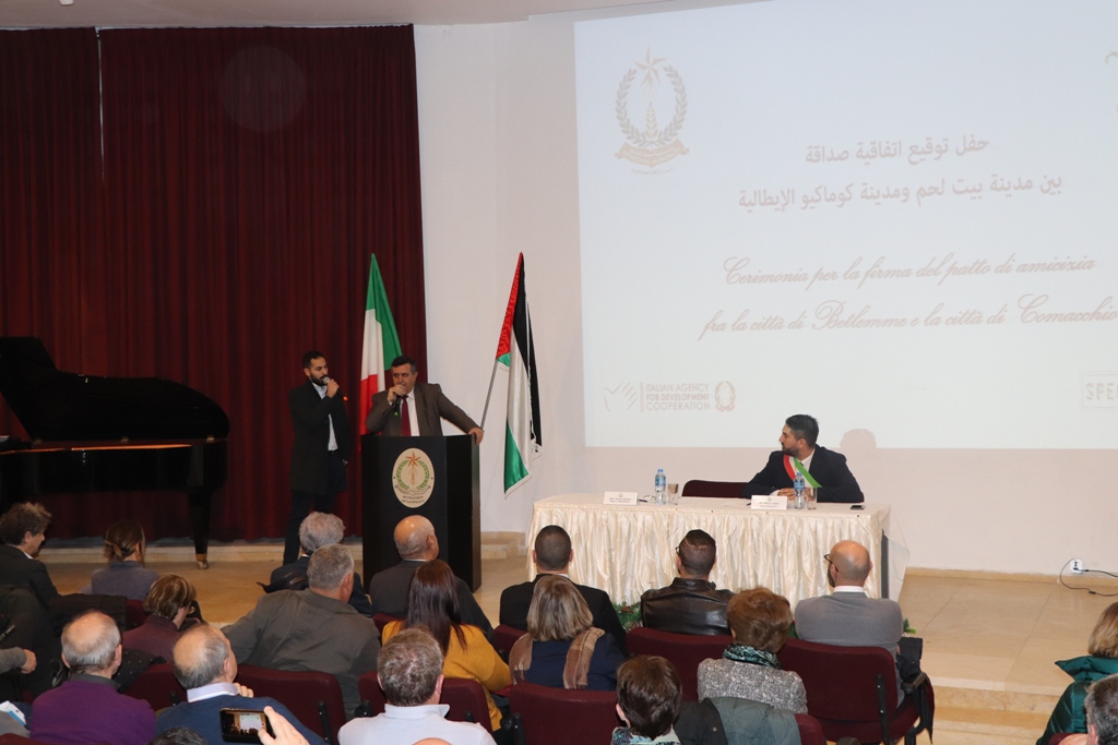 اتفاقية صداقة جديدة بين بلديتي بيت لحم وكوماكيو الإيطالية