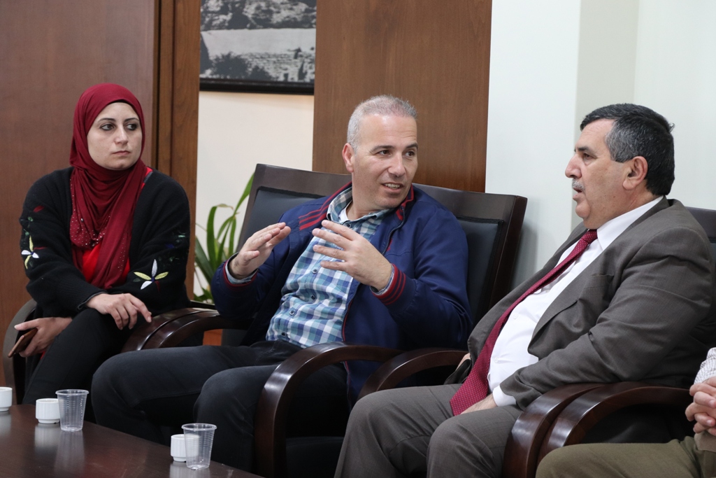 استلام مشروع طرق داخلية في بيت لحم