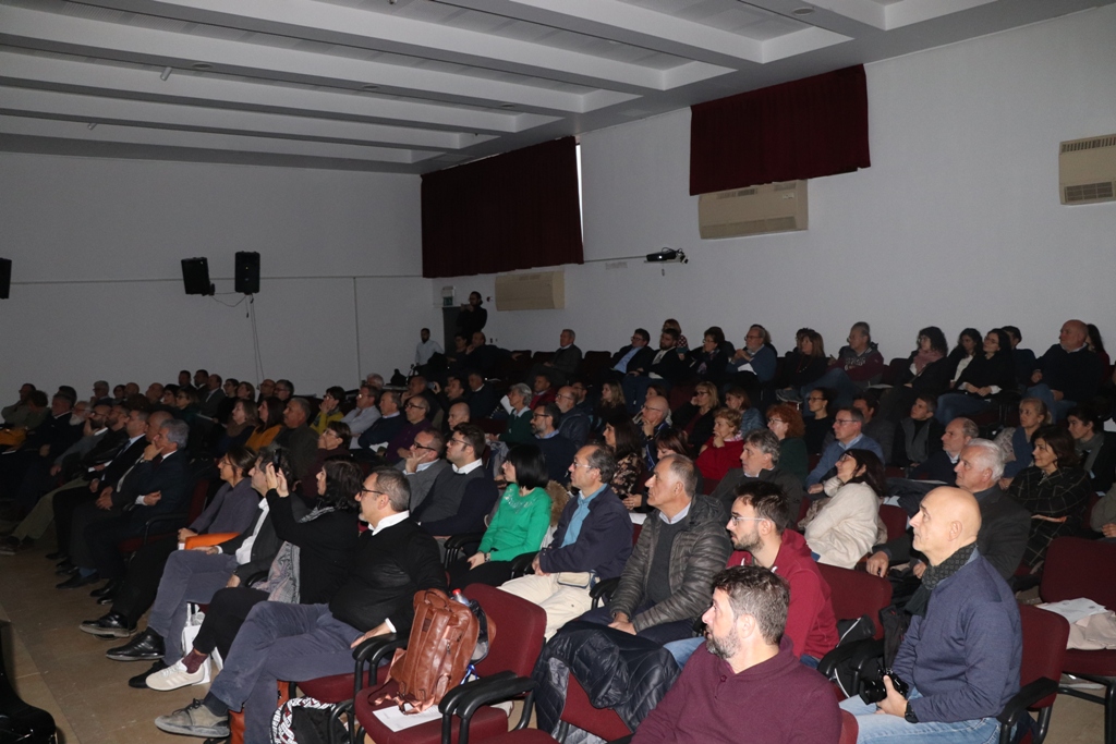 اتفاقية صداقة جديدة بين بلديتي بيت لحم وكوماكيو الإيطالية