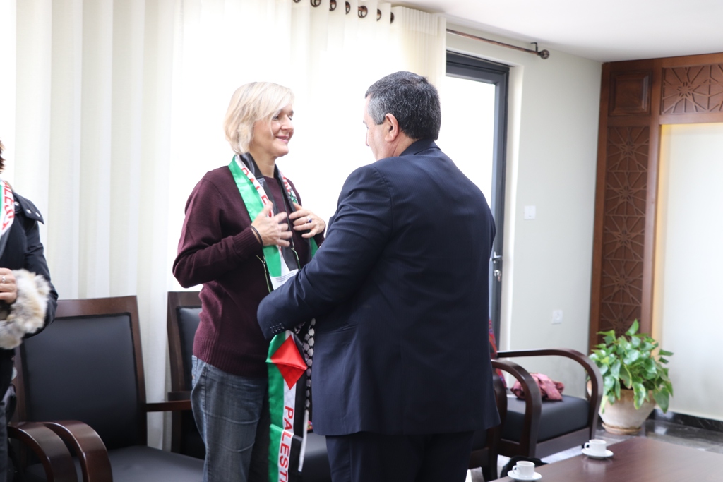 رئيس بلدية بيت لحم يستقبل الموسيقار الإيطالي باولو أولمي ويبحث معه سبل التعاون المشترك في فعاليات بيت لحم 2020