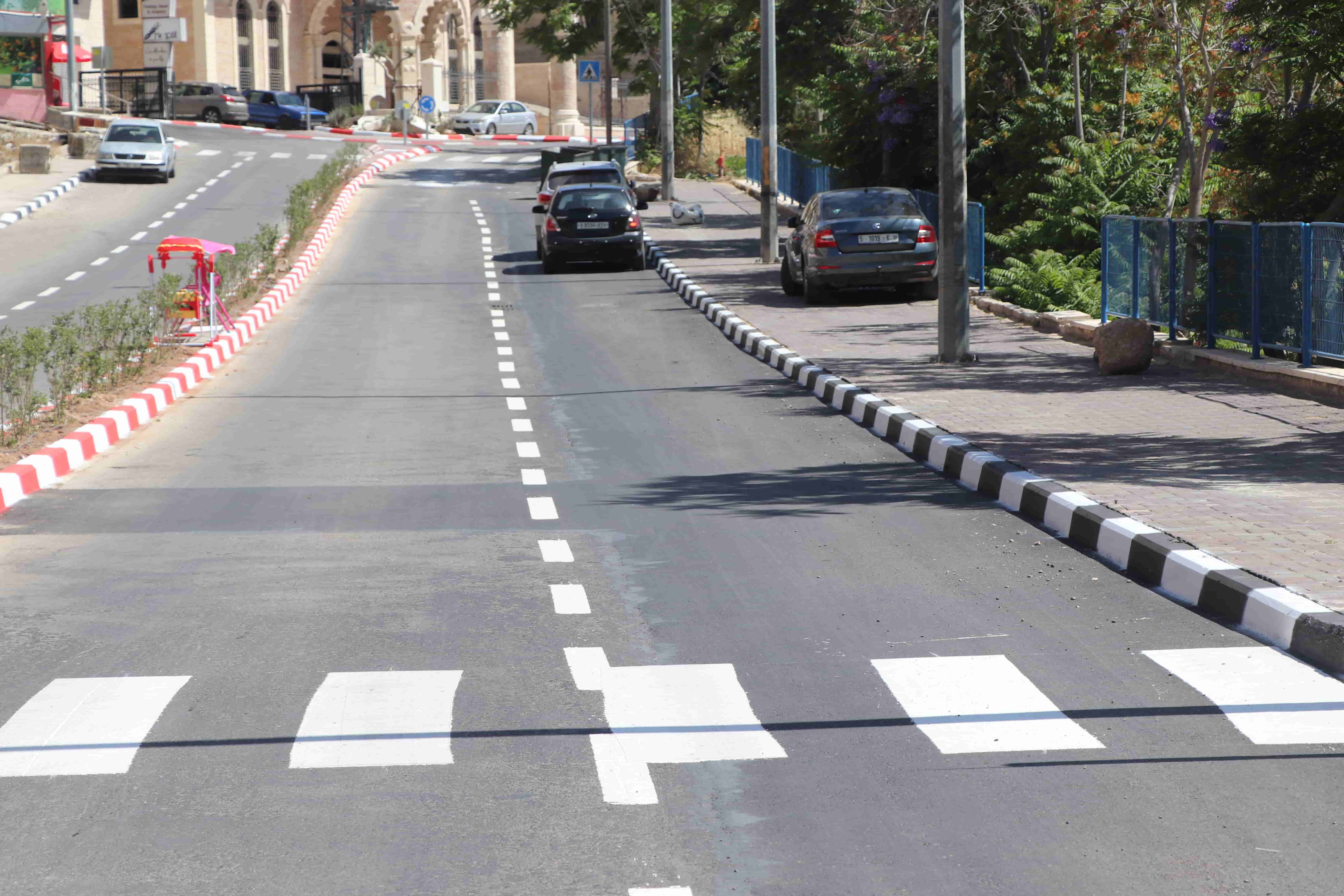 بلدية بيت لحم تنهي أعمال تأهيل "دوار تشيلي" ومقطع من شارع الكركفة 