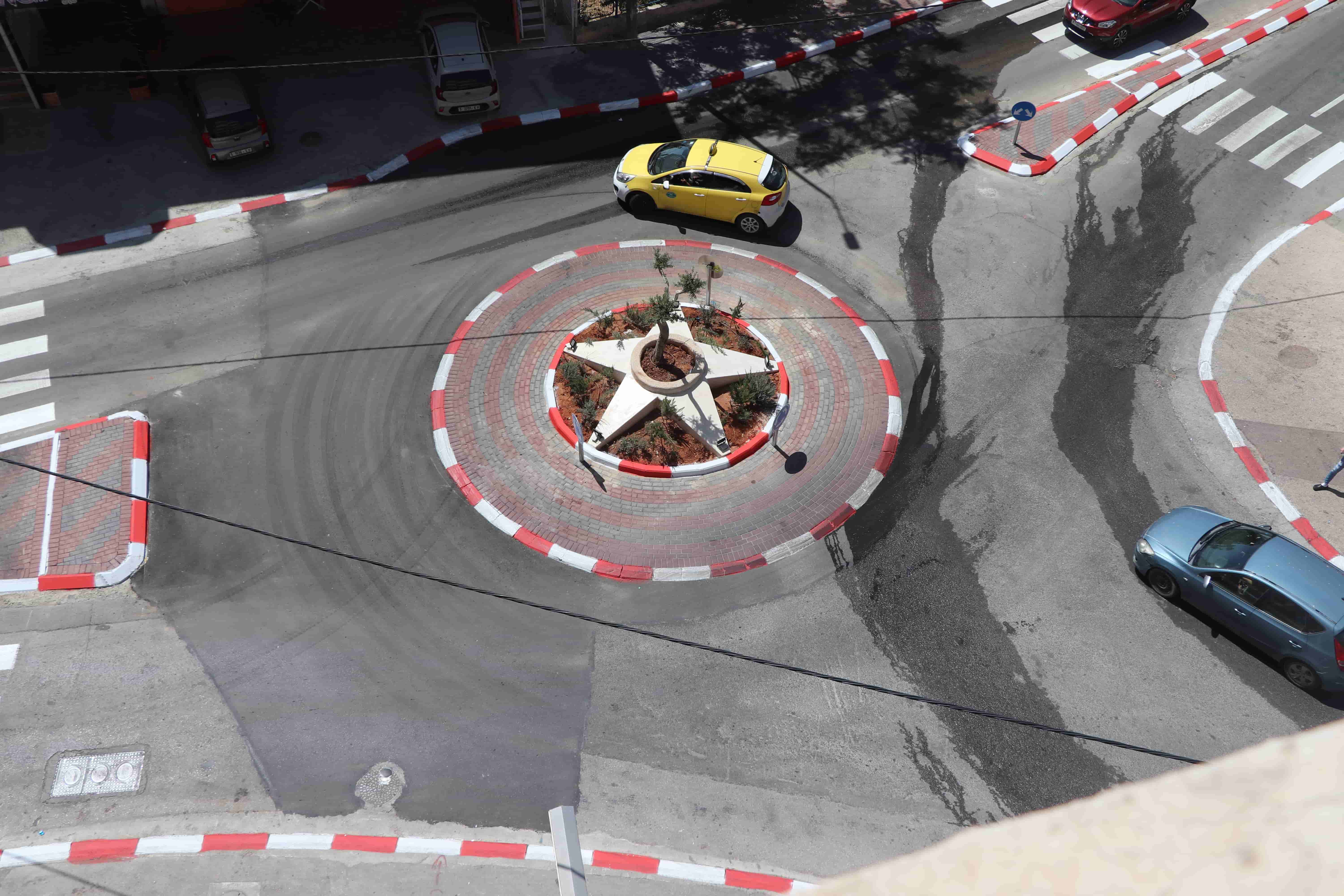 بلدية بيت لحم تنهي أعمال تأهيل "دوار تشيلي" ومقطع من شارع الكركفة 