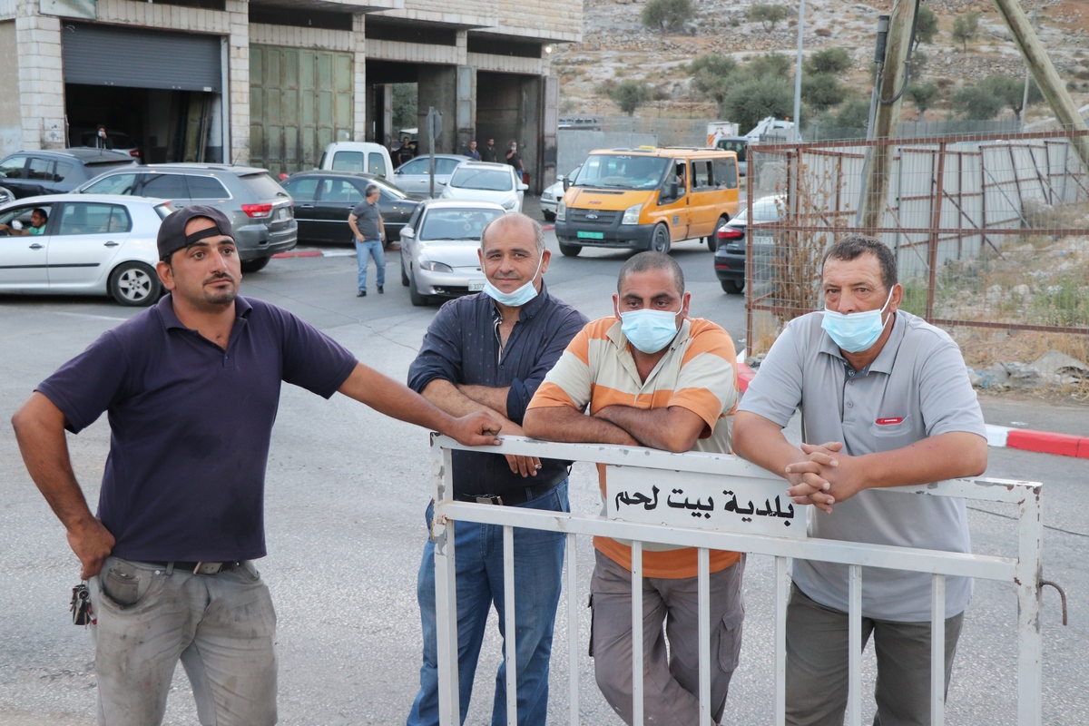 بلدية بيت لحم تدشن "صرح شهداء مدينة بيت لحم" في موقع دُوّار واد شاهين